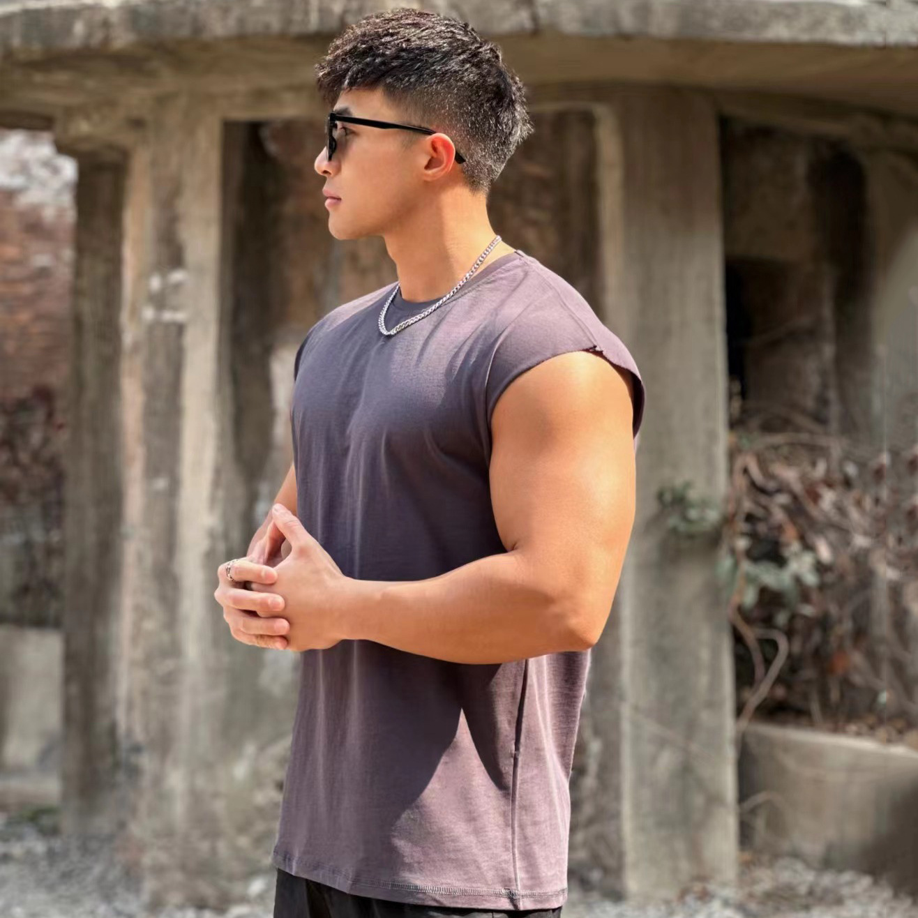 Stylish Sleeveless T-Shirt