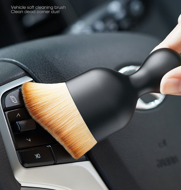 Curved Shape Foundation Brush