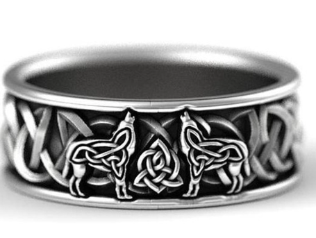 Retro Wolf Ring Image 2