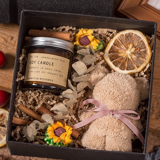 Aromatherapy candle gift box