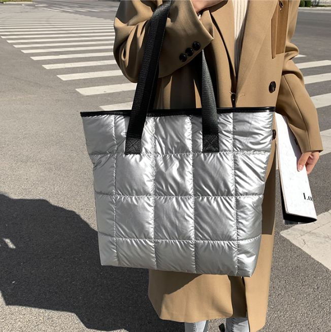 Imagen de Bolsa Puffer Lila 6