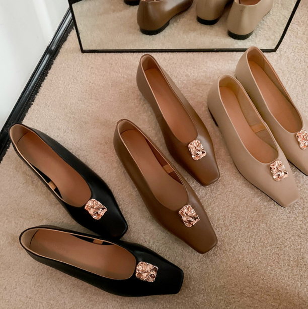 Chic Cowhide Upper