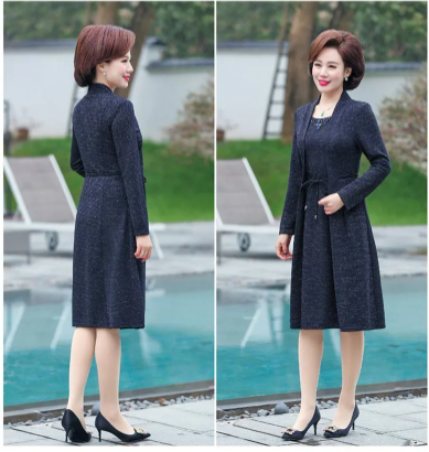 Elegant Mother Dress Image 4