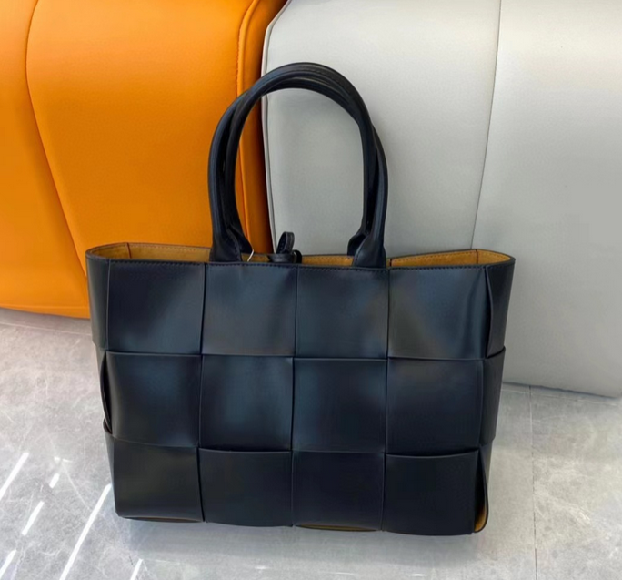 Fashion Woven Canvas Handbag 3