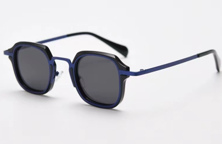 Sunglasses Image 5
