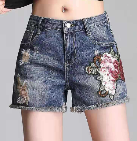 Fashion New Jeans Details