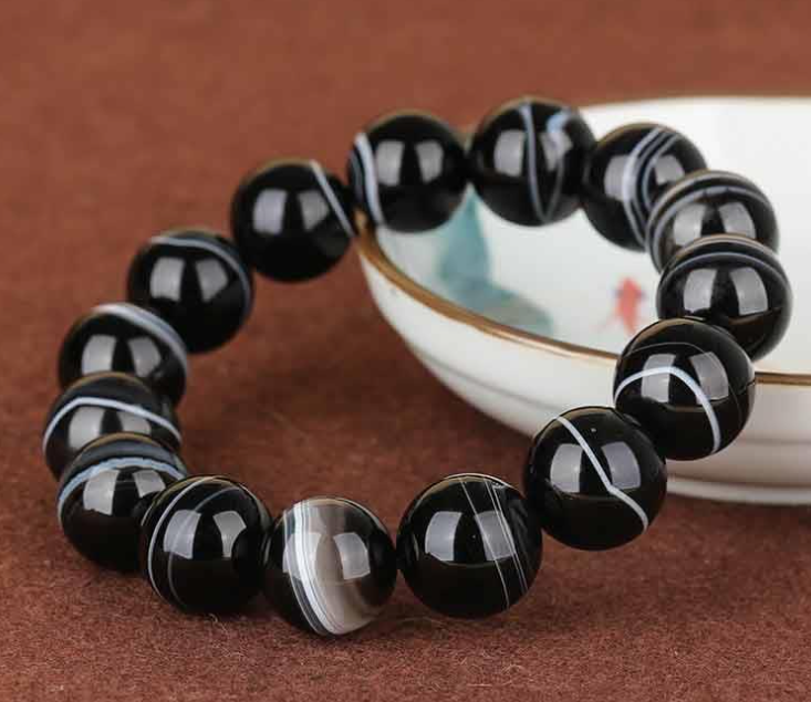 Black And White Silk Wrapped Agate Eye Bracelet Image 3
