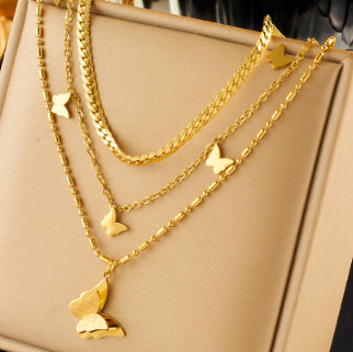 Elegant Design of the Triple Necklace