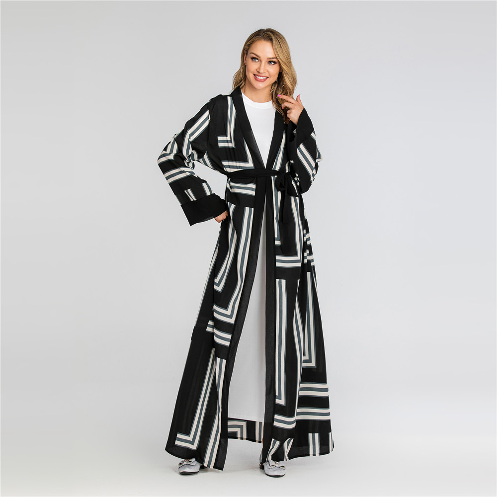 Muslim Stripe Loose Lace Cardigan Robe 3