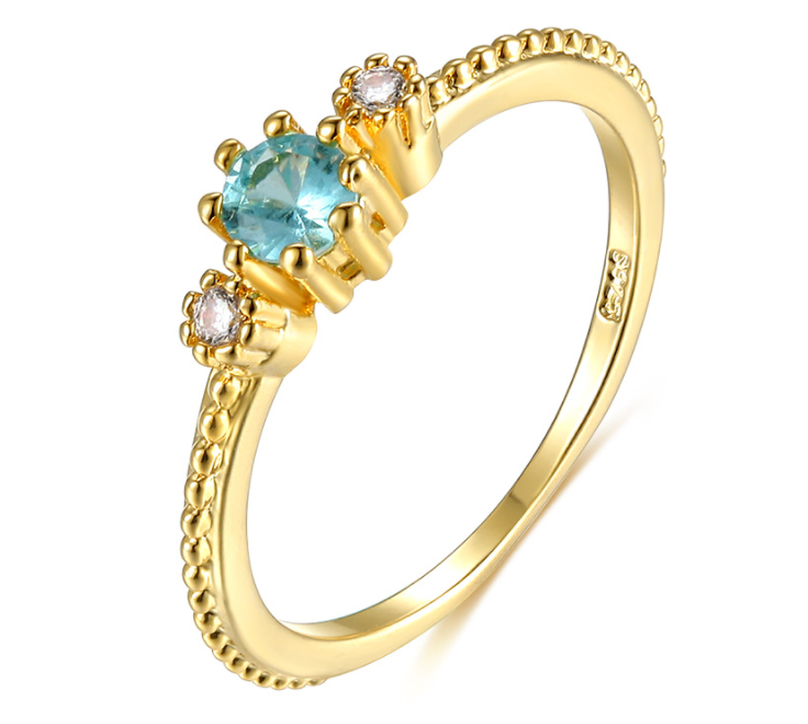 Elegant Vintage Blue Zirconia Ring