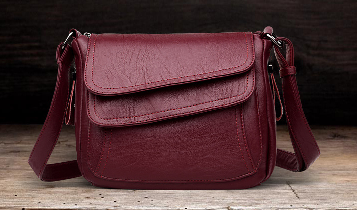 Crossbody Bag Image 4