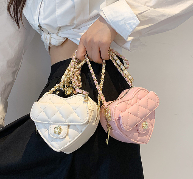 Women's Fashion Peach Heart Shoulder Bag - Example 1