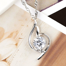 Pendant Details