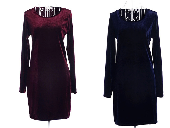 LIVA Velvet Dress - Image 6