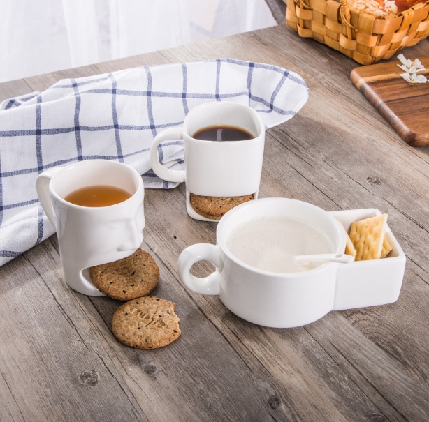 Face Biscuit Cup Image 2