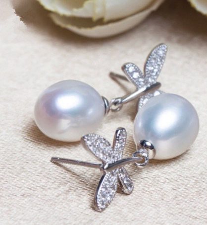 Elegant Pearl Studs