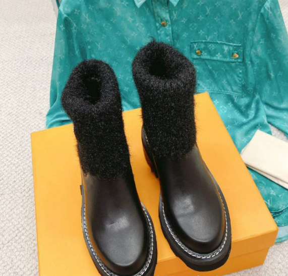 Martin Boots Image 1