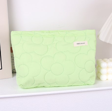 Makeup Bag Image 4