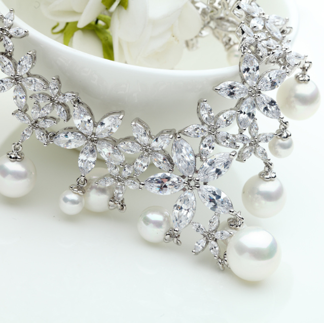 Hope Like a Song Necklace Image 1