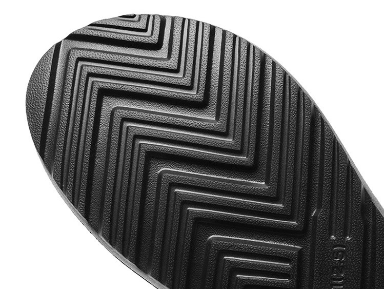 Men's Slippers Image 6