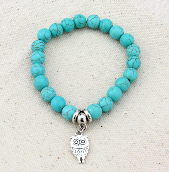 Vintage-Inspired Turquoise Bead Bracelet