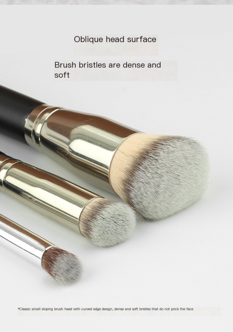 Flat Head Brush