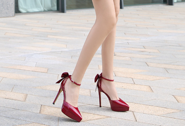 High Heeled Sandals Image 1