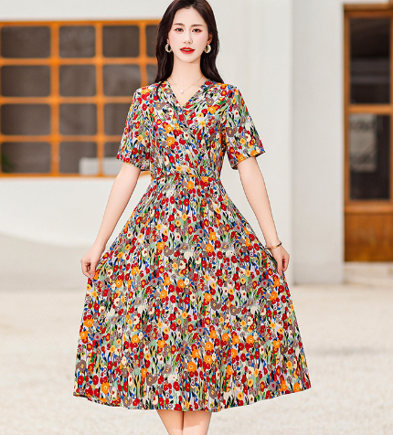 Floral Dress Image 3