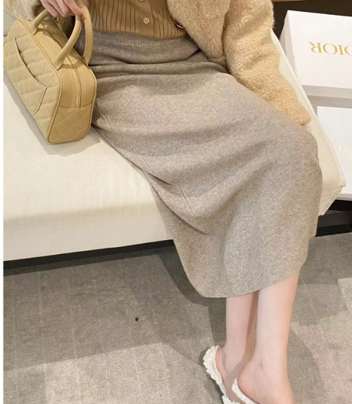 Women's Autumn and Winter Plus Size Knitted Skirt
