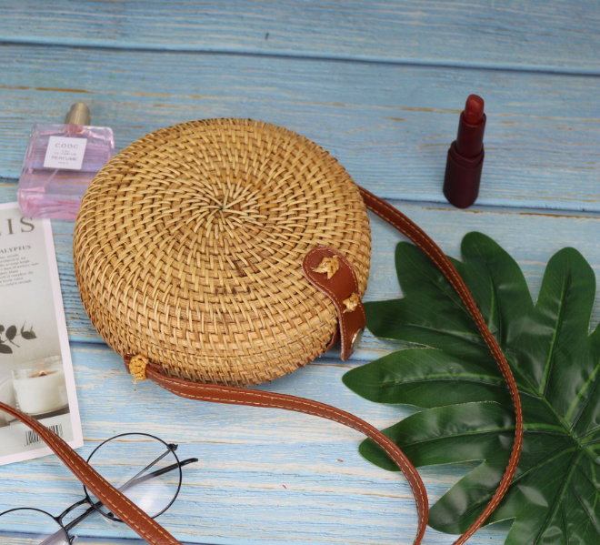 Colorful Straw Bag Image 2