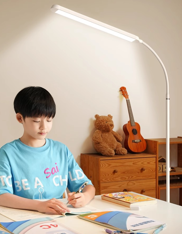 Photopic Black LED Floor Lamp