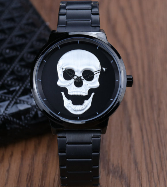 Skull Men's Watch Image 1