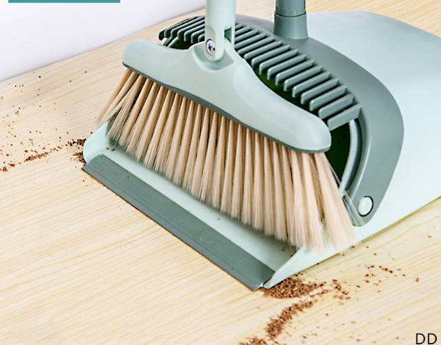 Broom and dustpan set image 3
