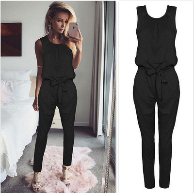 Stylish Jumpsuit in Black and Blue
