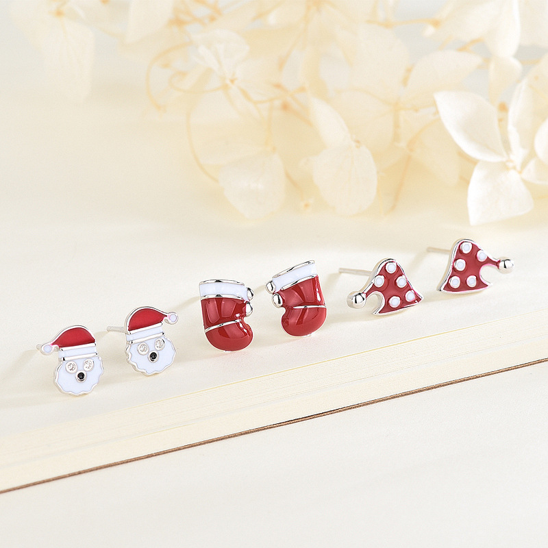 S925 Silver Christmas Hat Earrings