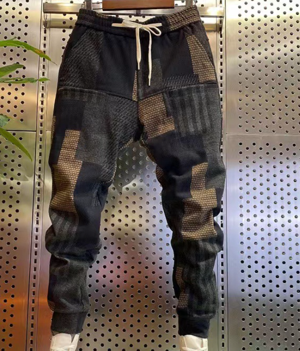 Comfortable Men Trousers Image 4