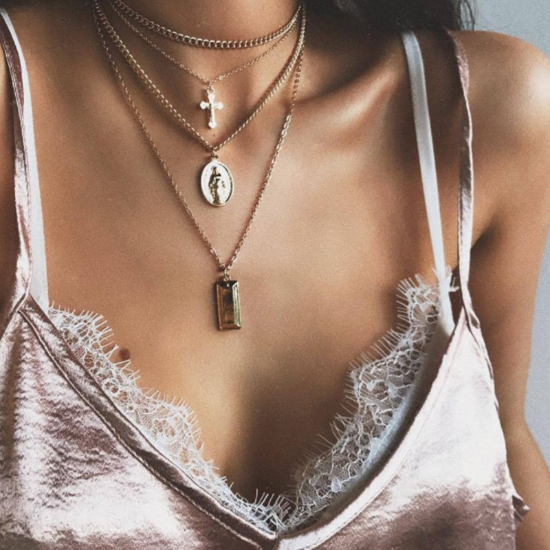 Cross Pendant Necklace Gold