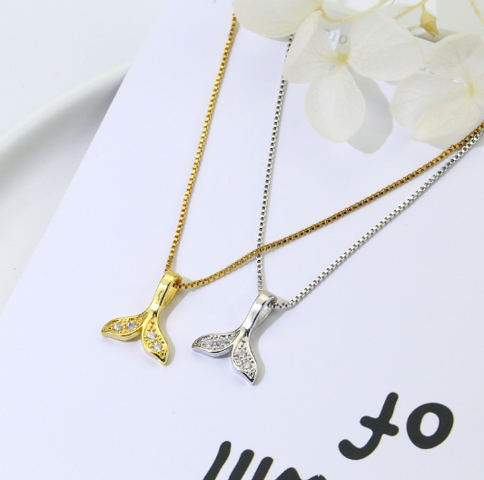 Fishtail Pendant Necklace White Gold