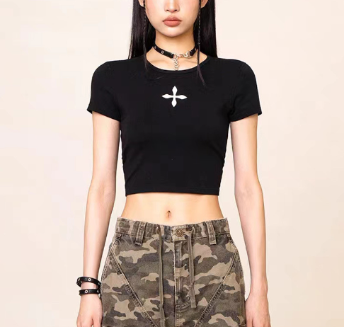 Embroidered Short Sleeve Top - Style Image 2