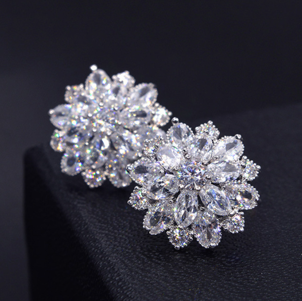s925 Silver Flower Stud Earrings