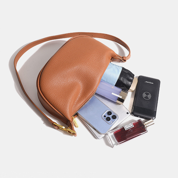 Crossbody Bag Image 4