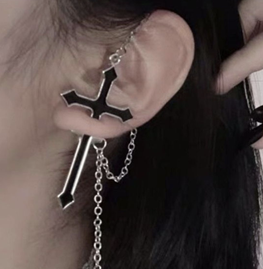Earring Image 1