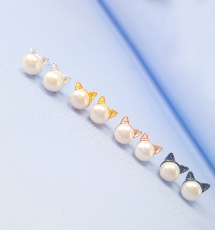 925 sterling silver natural freshwater pearl cat ears earrings