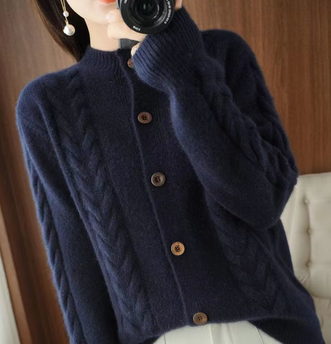 Cardigan Image 6