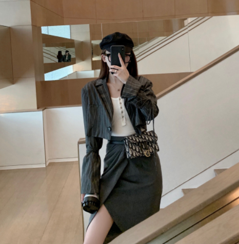 Striped V-neck Blazer - Front View
