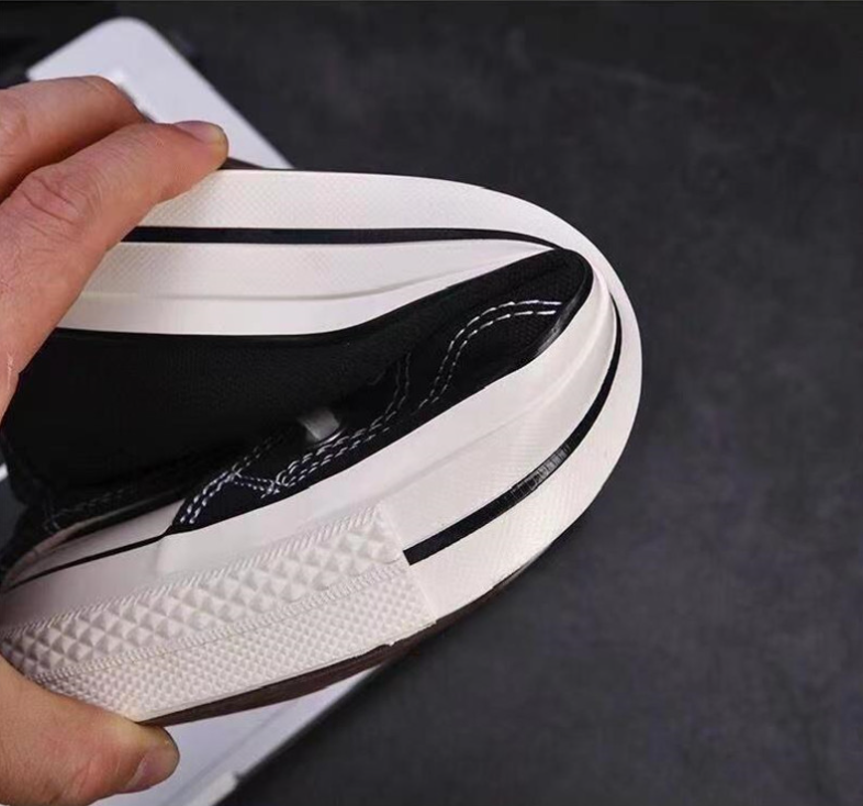 Canvas Shoes Image 2