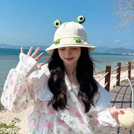 Cute Cartoon Frog Hat Image 2