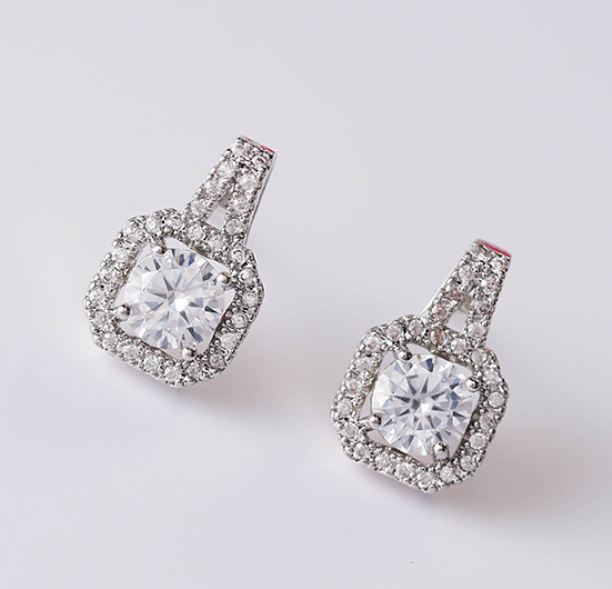 Geometric Stud Earrings Image 1