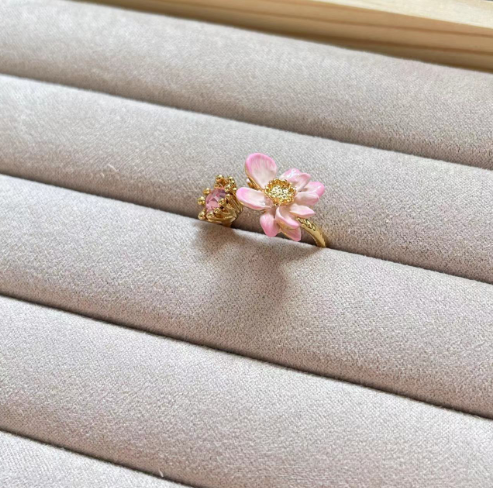 Women's Fashion Simple Enamel Three-dimensional Flower Ring Image 2