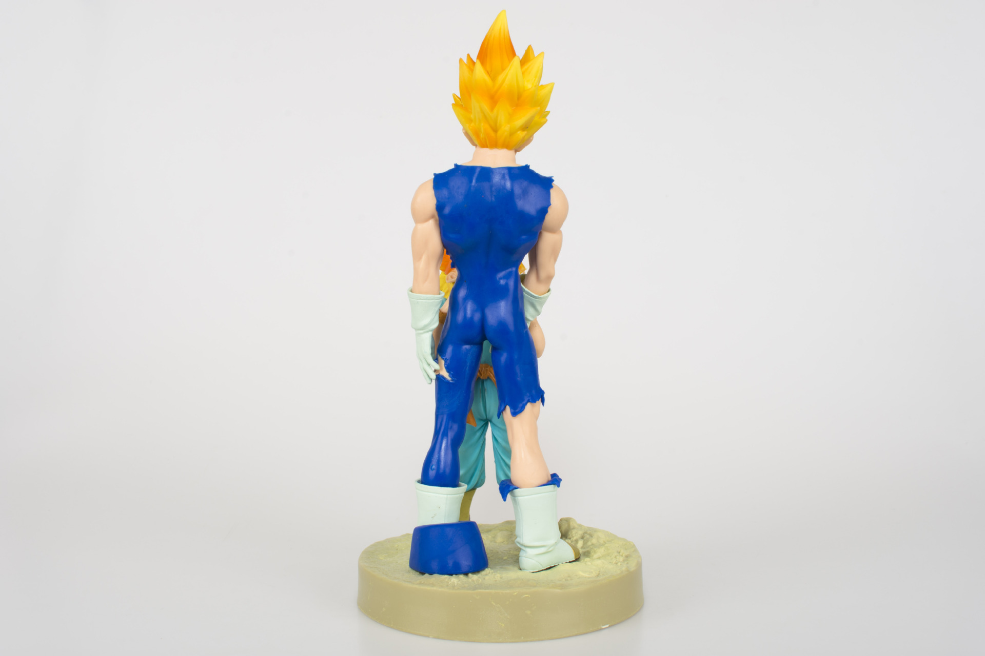 Trunks and Vegeta Figure 2